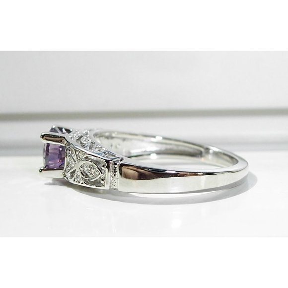 925 STERLING SILVER Round Cut Simulated Amethyst Cubic Zirconia Ring - Picture 8 of 16